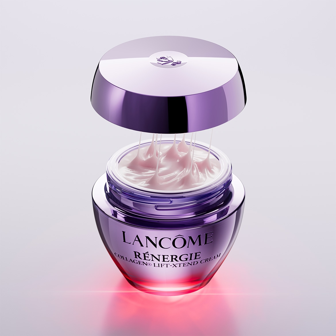 Ontdek Lancôme Rénergie Collageen Lift Xtend Cream, gepresenteerd in een paarse pot met een zilveren deksel, klaar om je huid te verstevigen en te liften.