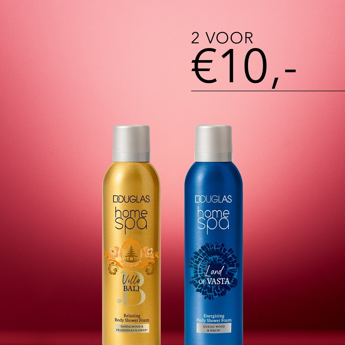 Twee Douglas Home Spa body shower foams voor €10,-: de gouden Villa Bali met sandelhout en frangipanibloem, en de blauwe Land of Vasta met guaiac hout en berk.