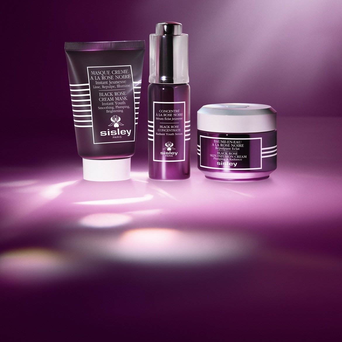Ontdek de Sisley Black Rose collectie: Crèmemasker, concentraat en huidinfusiecrème voor een jeugdige, stralende huid.