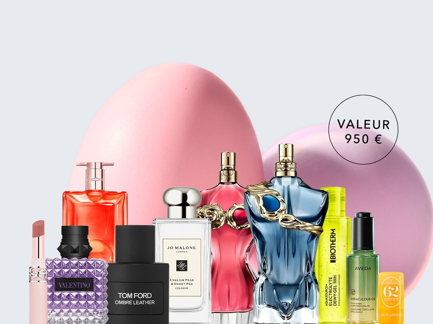 Découvrez un assortiment de parfums et de produits de beauté de marques telles que Valentino, Tom Ford, Jo Malone, Biotherm, Aveda et Sol de Janeiro, le tout d'une valeur de 950 €.